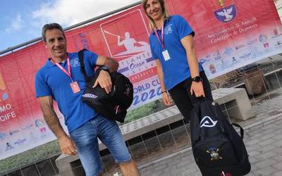 Lanzaroteko surfski proban hartuko dute parte Eñaut Aizpuruak eta Maite Etxabek