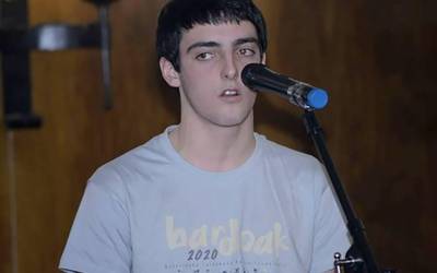 Lesakan eta Leitzan ariko dira kantari Bardoak otsailaren 14an