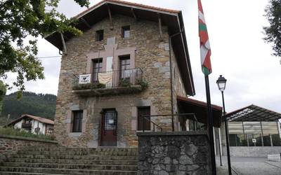Batzar irekia egingo dute gaur Arakaldon, “udaleko aurtengo informazio eta erabaki garrantzitsuenak eztabaidatzeko”
