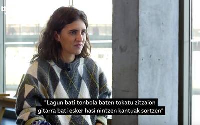 [BIDEOA]: Izaro Andres musikaria Ttap aldizkari multimedian elkarrizketatu dute