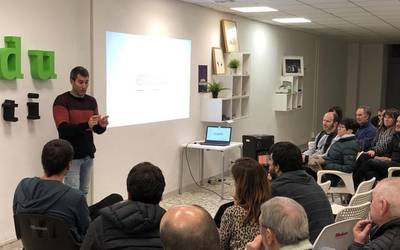 Arkaitz Rodriguezek "batera" ikusten ditu Euskal Herria eta Katalunia
