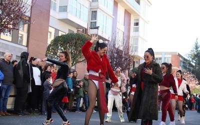 Mozorro festa, bizi-bizi