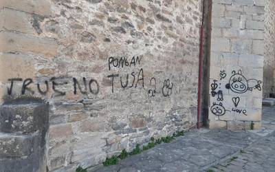 Artziniegako gazteen gurasoekin bilduko da udala, egindako “baldarkeriak” aztertzeko