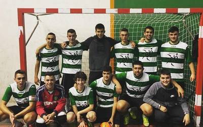 Lehenaren eta azkenaren arteko lehia, areto futbolean