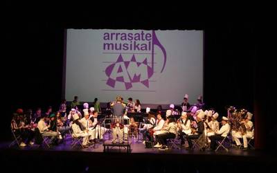 Danborrada izan da protagonista Arrasate Musikaleko Bandaren Inauterietako Kontzertuan