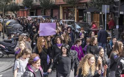 Askotariko jarduerak egingo dituzte egunotan martxoaren 8aren harira