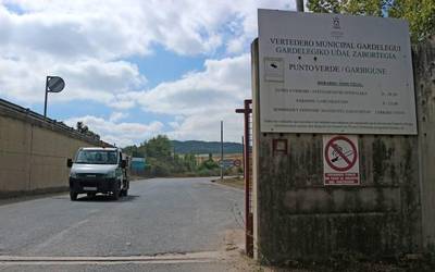 Eusko Jaurlaritzak ahalik eta hondakin gehien hartzeko agindu dio Gasteizi