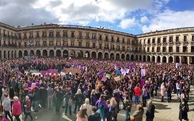 Aldarri feminista hedatuko da igandean, Arabako iparretik hegora