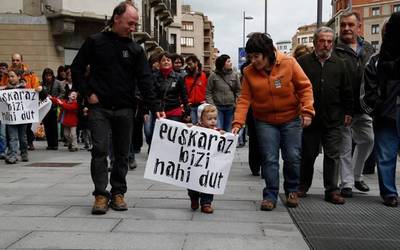 Iruñeko haur eskolen inkestari buruzko informazio "guztia" eskatu dute EH Bilduk, PSNk eta Geroa Baik