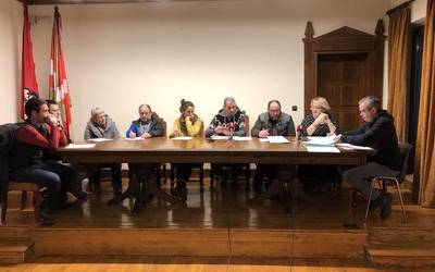 Zaldibarko zabortegian gertatutakoa sakon aztertzeko eskatuz adierazpen bateratua, Elgetan