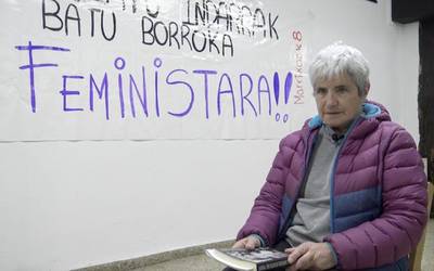 "Zergatik etorri beharko luke jendeak liburu horren aurkezpenera?  Hitzaldia ez da emakumezkoendako bakarrik, gizonezkoendako ere bada"