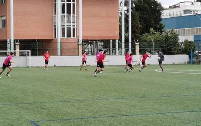 Futbol eta eskubaloi jarduerak ere bertan behera geratu dira koronabirusagatik