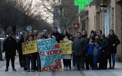 Hipotekak Kaltetutakoen Plataformak ez nahikotzat jo du Testa funts putrearekin lortu den akordioa
