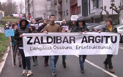 Zaldibar Argitu plataformak deituta, lanuztea Elgetan