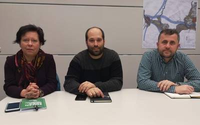 Herritarrei bideratutako udal zerbitzu gehienak itxita egongo dira bihartik Bergaran