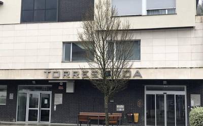 Landatxope adinekoen aisialdi-gunea itxita dago