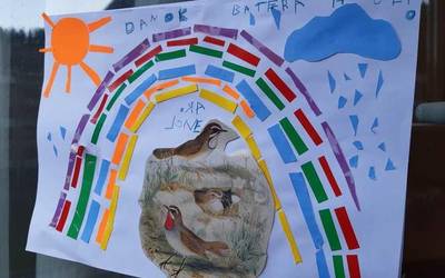 Ostadarrak marrazteko deiarekin bat egin dute hainbat bergararrek