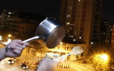 Lapiko jotzea antolatu dute gaur iluntzerako atzo Soraluzen izandako hilketa matxista salatzeko