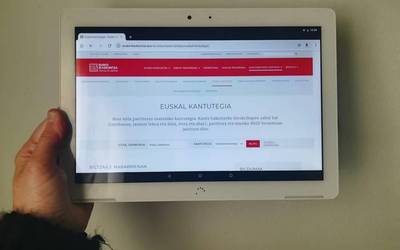 Konfinamenduari aurre egiteko hainbat baliabide