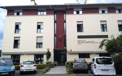Berako San Jose zahar etxekoek koronabirusari aurre egiteko duten material premiagatik laguntza deia zabaldu dute