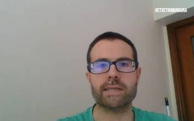 #EtxetikMundura: Iñaki Gurrutxagaren bertsoak