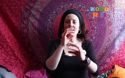 [ETXEAN GOXO] Kokorikoren jolasak: "Fli fli fli"