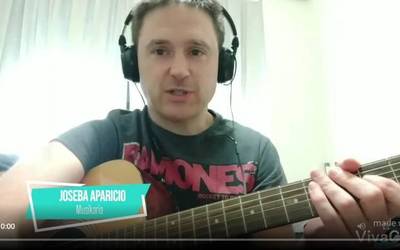 Joseba Aparicio, etxetik mundura