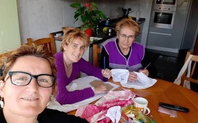 Ikastolako komunitatea ere, zaintza sarean