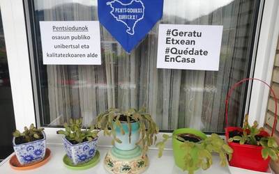 Pentsiodunen zapi eta aldarrikapenak ere, balkoietara