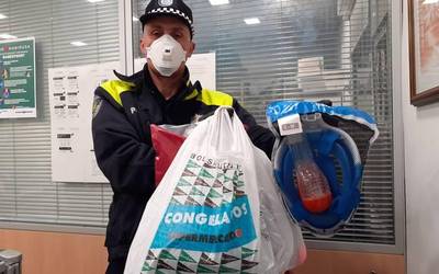 Udaltzaingoari emandako snorkel maskarak bueltan jasotzeko deia