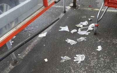 Laudiok hiritarren gizalegeari beste dei bat egin dio udalerri garbi bat mantentzeko, eta hori egin ezean zigorrak ezarriko direla ohartarazi du