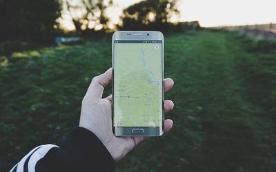 Sakelako telefonoen kokapenari buruzko datuak jasoko ditu Madrilek