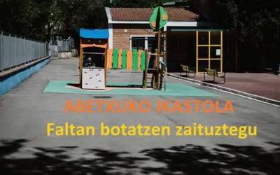 Abetxuko Ikastolako irakasleen maitasun keinua
