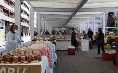 Azokak bertan behera eta El Corte Ingles zabalik