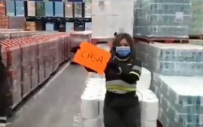 Laudioko Lidl-eko langileek bideoa egin dute, etxean geratzeko deia zabaltzeko