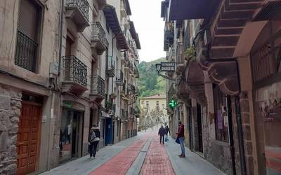 6. eguna: Criado dendaren ilaran: Kalebarreneko atea