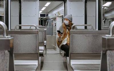 Pandemia: Apple eta Googlek herritarrak arakatzeko proiektu bateratua abiatu dute