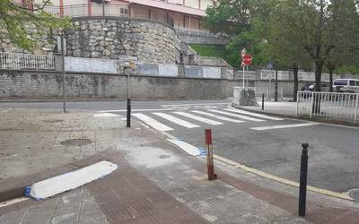Lanak Estaziñoan