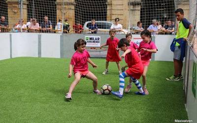 Irailera atzeratu dute 3x3 Futbol Festa