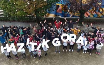 Euskal Eskola Publikoaren jaia atzeratu dute