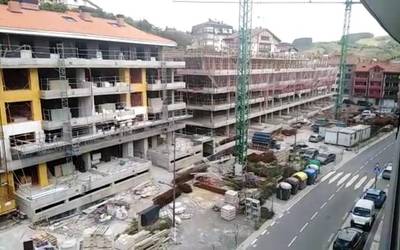 Langile batek lan istripua izan du Ardantzabideko obran
