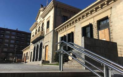 Amurriok "Etxean koronabirusagatik" programa abiatu du