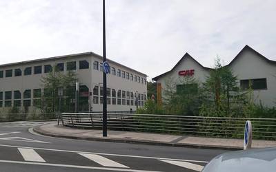 Lanera itzulera nola egin adostu dute CAFeko Enpresa Batzordeak eta Zuzendaritzak