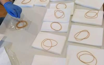 Maskarak egiteko materiala eskuragarri jarri dute goizuetarrentzat