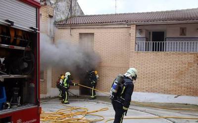 Sute batek kalte material handiak eragin ditu Milagroko etxebizitza batean, baina ez dago zauriturik