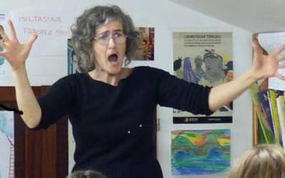 'Petra ipurdian bost letra', Ixabel Agirresaroberen ipuhina