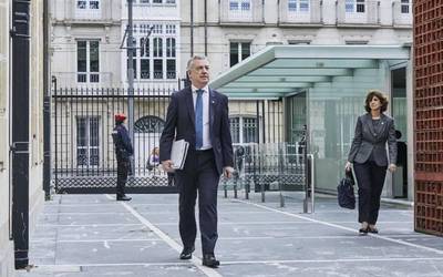 Uztailean ez da hauteskunde autonomikorik egongo, momentuz