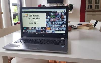Laudio Ikastolak guraso bilera telematikoak jarri ditu abian