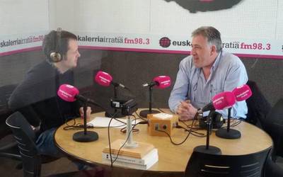 Joseba Asiron: “Maiak atzera egin beharko du, eta eskaria eta eskaintza egokitu”