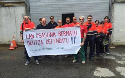 Salaketa Eguna deialdiarekin bat eginda, mobilizazioak egin dituzte herriko lantokietan